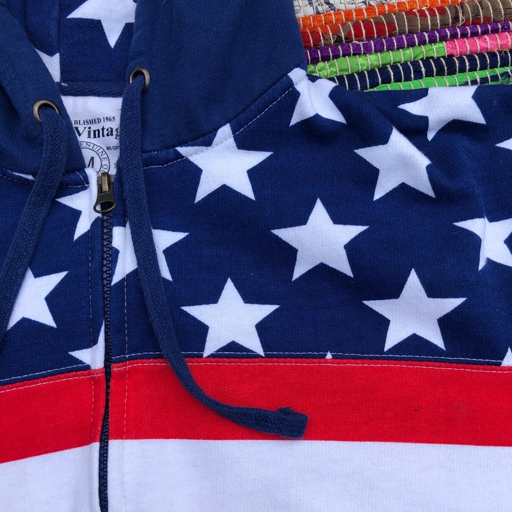-SOLD-American Flag Hoodie - Picture 4 of 5